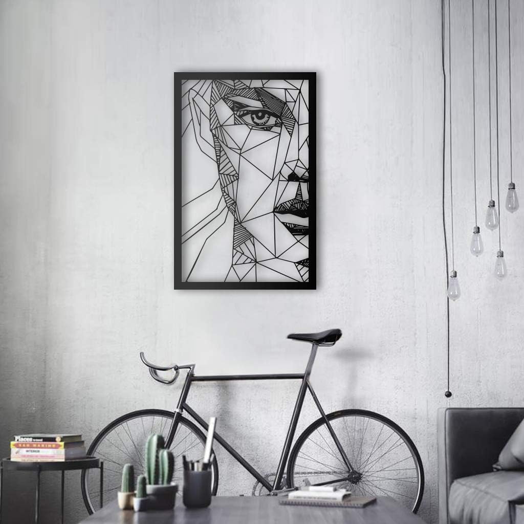 Frauengesicht gerahmt, Hochformat – Metall-Wandkunst, ca. 40 × 60 cm