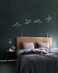 Tubibu Moderne Wandkunst aus Metall mit fliegenden Vögeln, Wanddekoration, Inneneinrichtung, Geschenk, Wandschild (4 Stück, weiß)