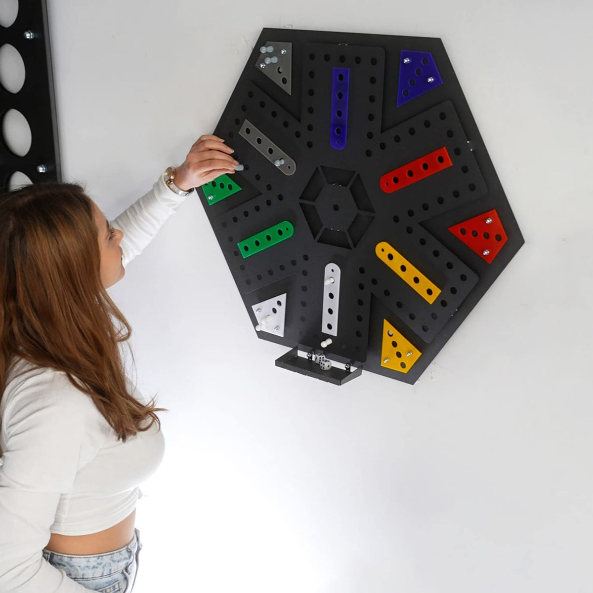 Aggravation – Wandspiel aus Metall, zum Aufhängen