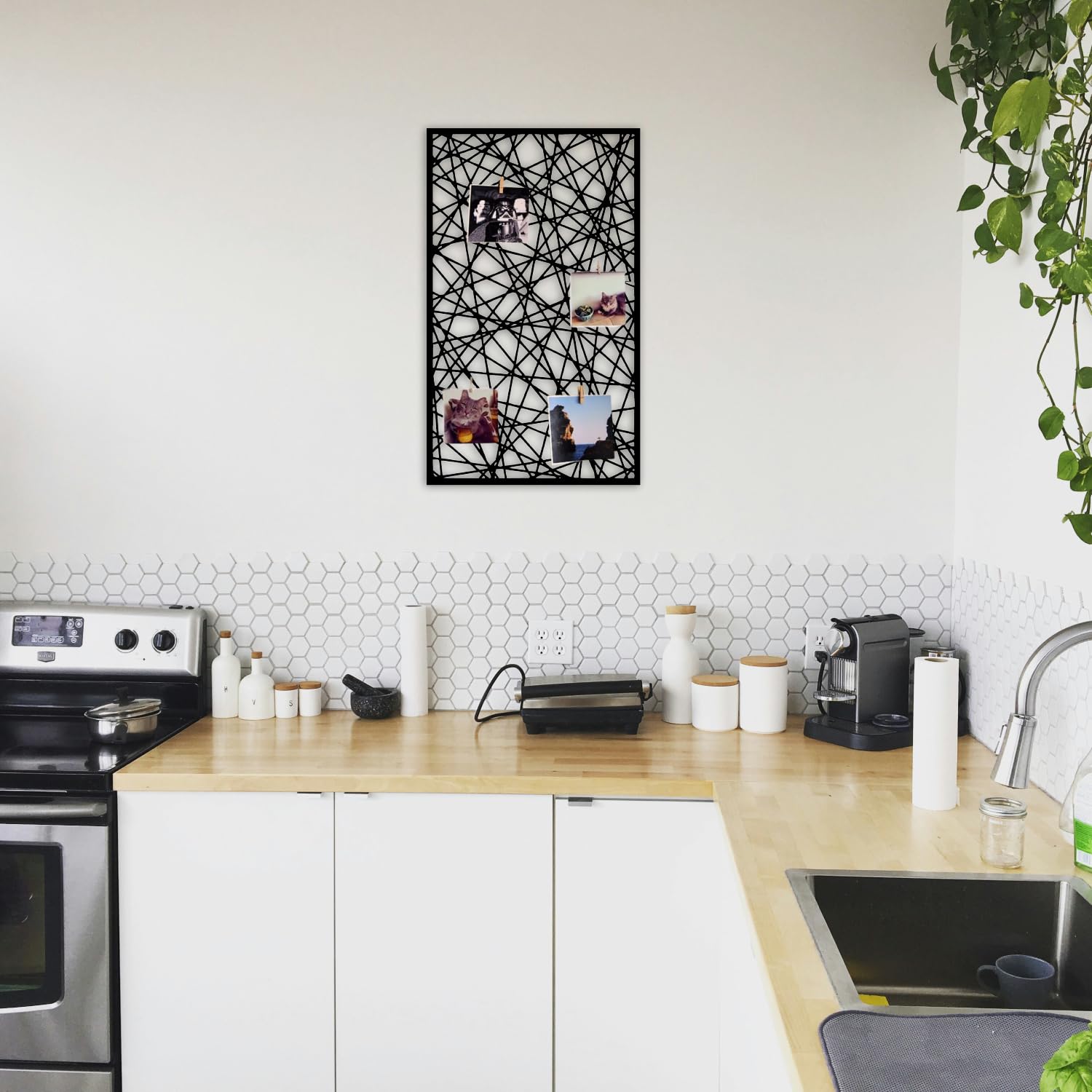 Wandgitter Schwarz,Wanddekor, Multifunktionale Gitterwand, DIY Eisen Gitter der Fotowand Dekoration, Pinnwand Foto an der Memoboard Hängen in der Familie, Küche, Fotohalter, Organizer für wand (Cubic)
