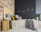 Fliegende Vögel – Metall-Wandkunst, in Schwarz und Weiß