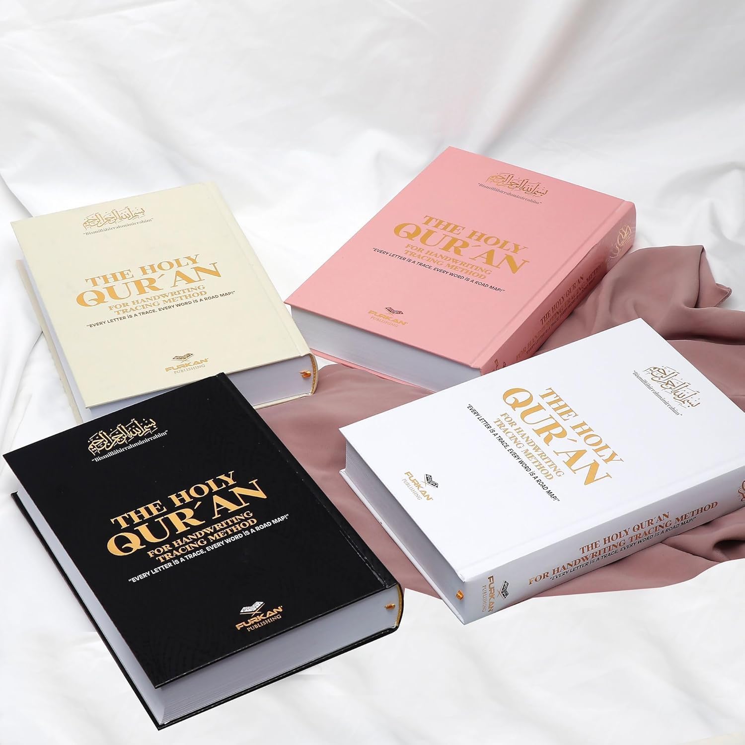 Schattierter Qur’an Zum Nachzeichnen– Mit dem Stift beschreibbarer Mittelgroßer Mushaf | Vollständiger Nachzieh-Qur’an 17x24 CM (Pink)