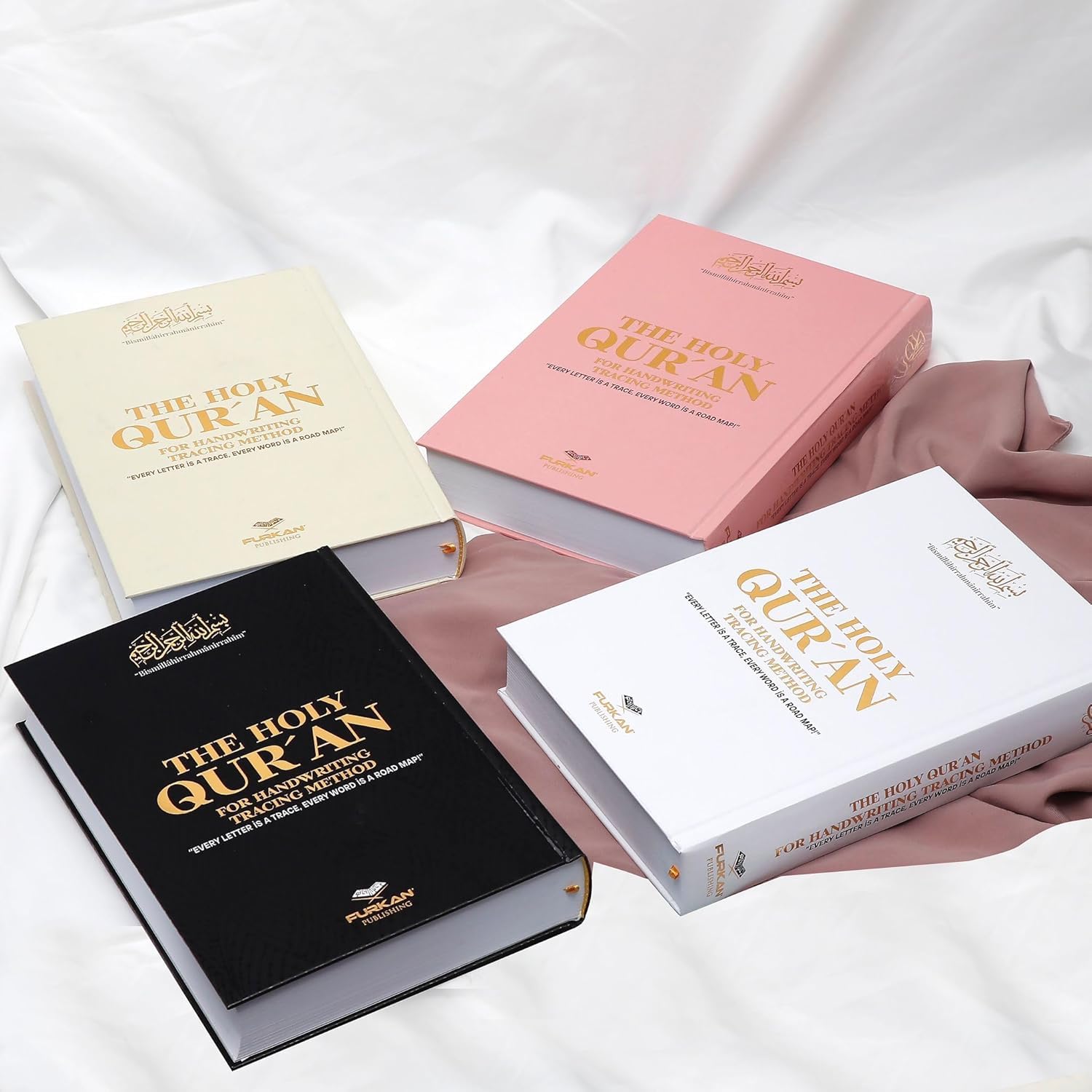 Schattierter Qur’an Zum Nachzeichnen– Mit dem Stift beschreibbarer Mittelgroßer Mushaf | Vollständiger Nachzieh-Qur’an 17x24 CM (Pink)
