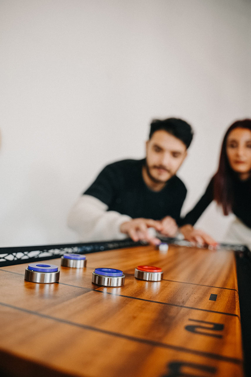 Praktisch zu spielen Spiel Wandspiel (schwarz) (Shuffleboard Schwarz)