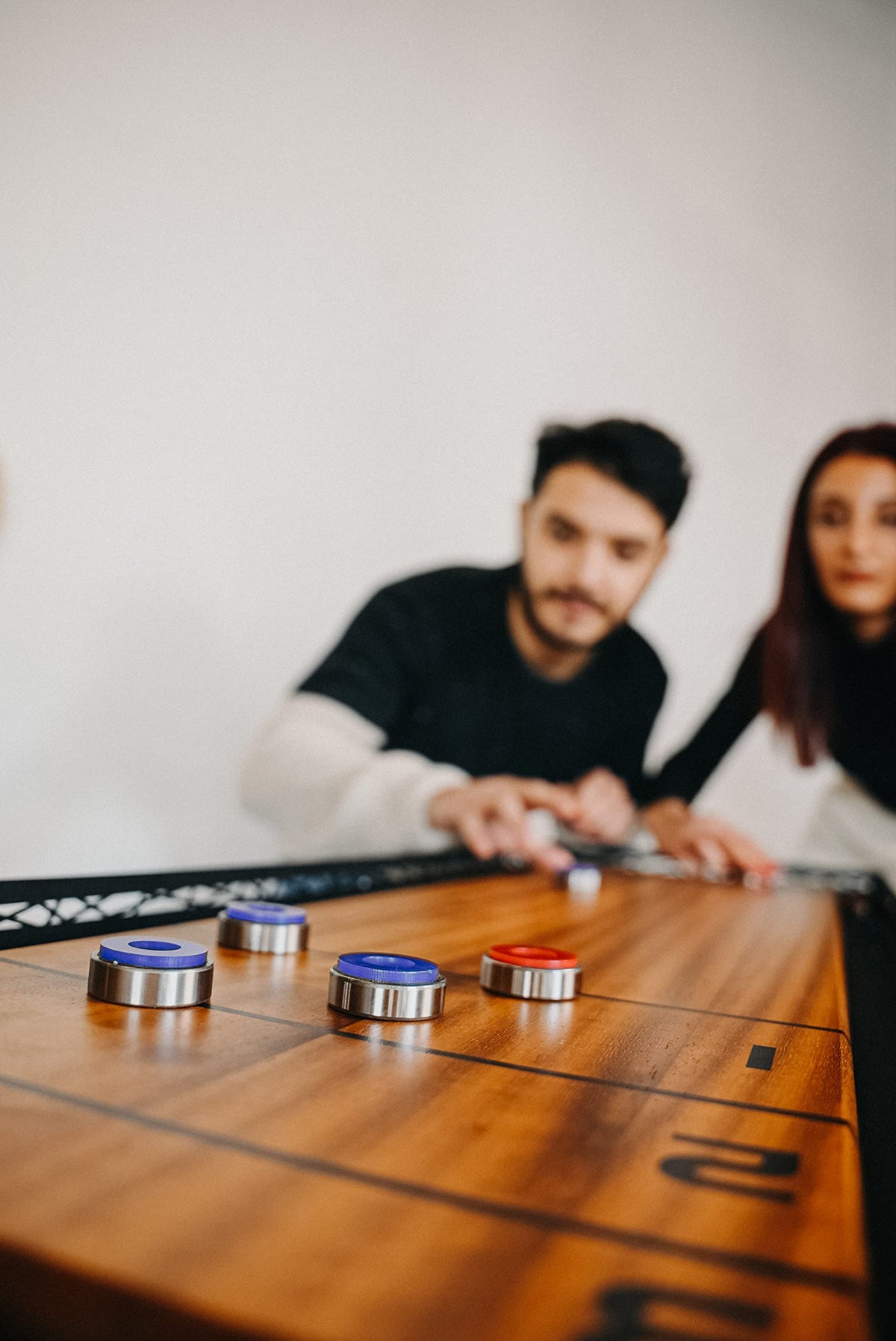 Praktisch zu spielen Spiel Wandspiel (schwarz) (Shuffleboard Schwarz)