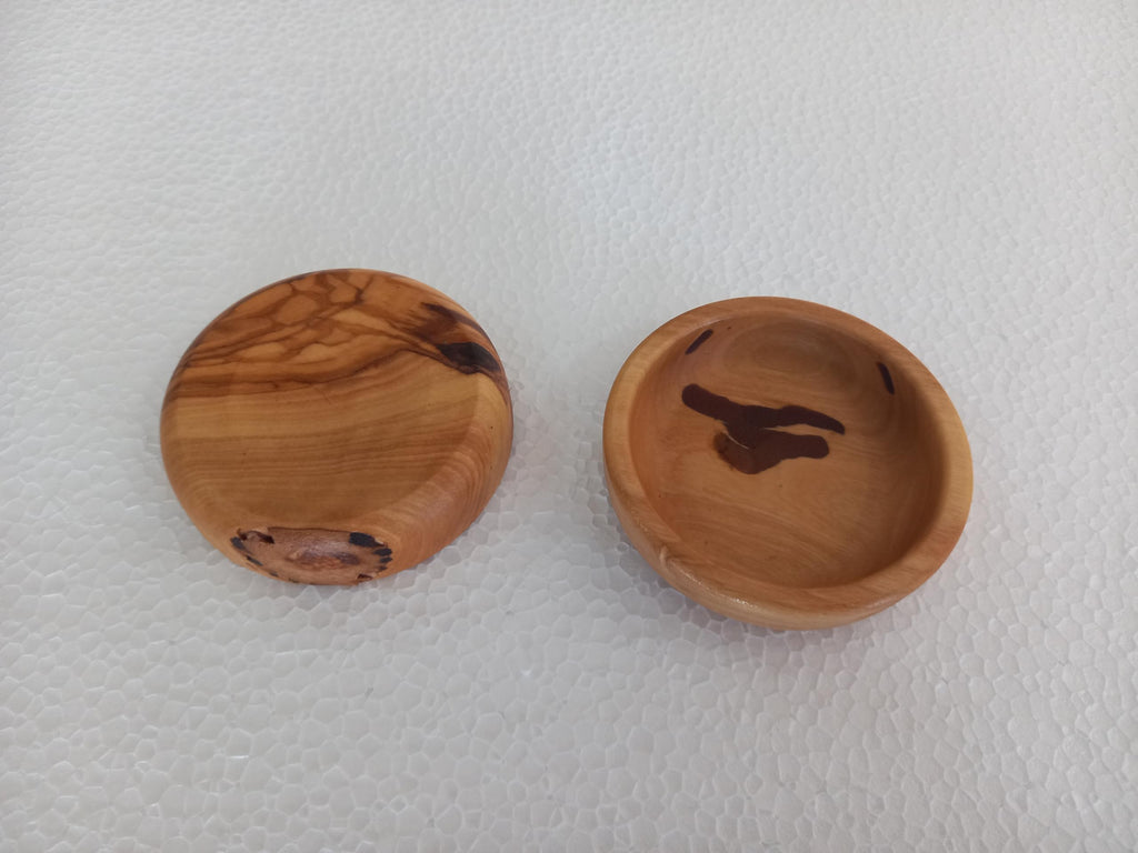 Tubibu Mini-Schalen aus Olivenholz, handgefertigte Schüsseln, handgefertigte Mini-Schalen aus Holz (verformt)