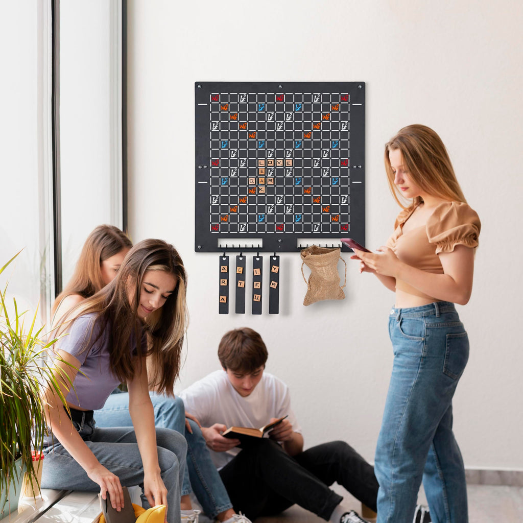 TUBİBU Wandspiele von TUBIBU. Scrabble Metal