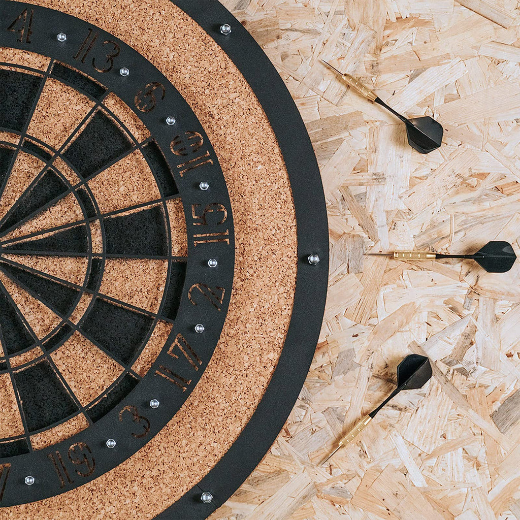 Dart – Wandspielbrett aus Metall, zum Aufhängen