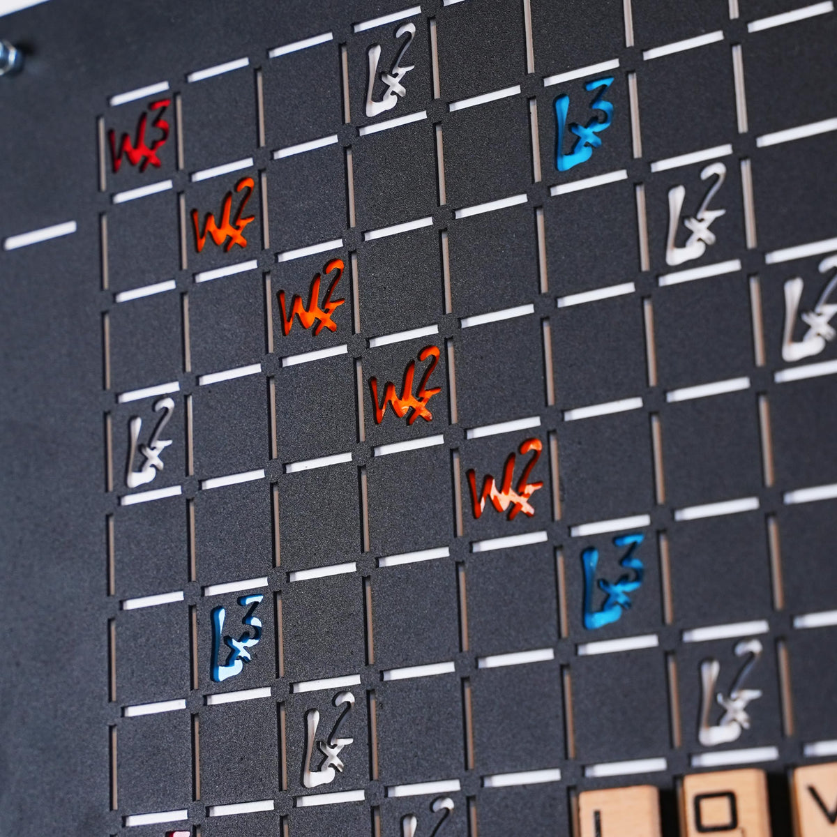 TUBİBU Wandspiele von TUBIBU. Scrabble Metal